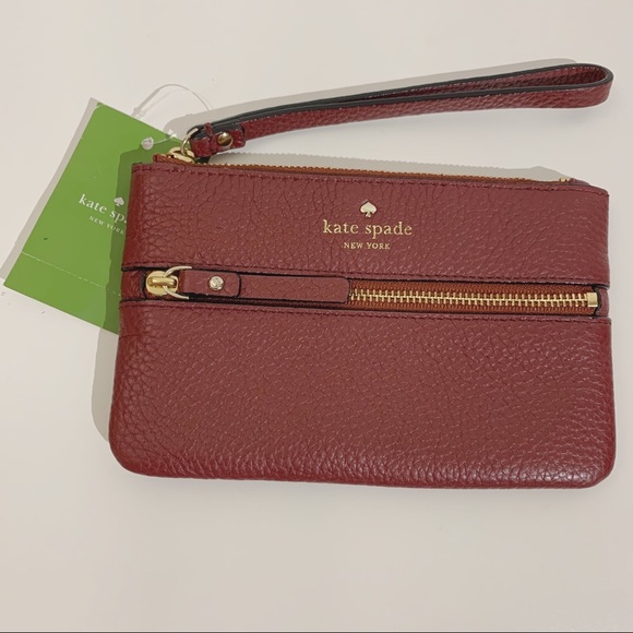 kate spade Handbags - Kate Spade Leather Wristlet Purse Cobble Hill Bee